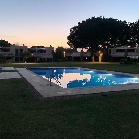 Casa De Ferias Com Piscina - Condominio Vilamouratenis エクステリア 写真