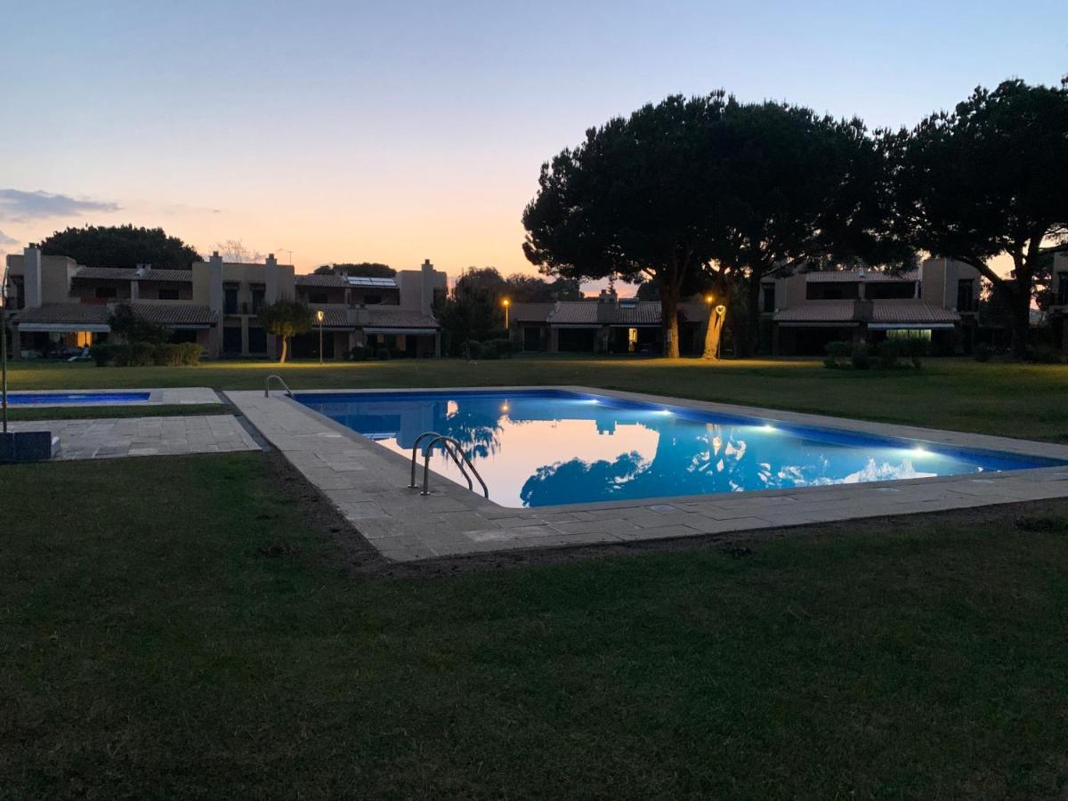 Casa De Ferias Com Piscina - Condominio Vilamouratenis エクステリア 写真